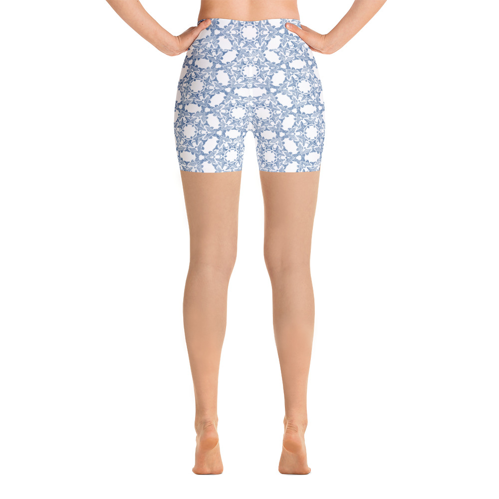 Yoga Sport Short design Grace in Lace : wit klassiek blauw -white classic blue : achterkant - back 1